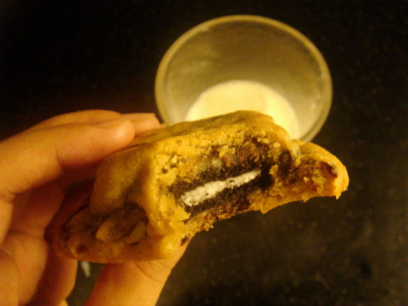 Relax with Milk & Oreo Stuffed Cookies
