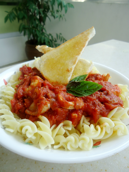 Simple Sunday Snack: Seafood Marinara